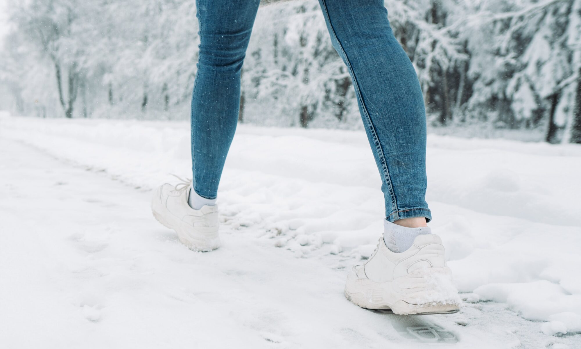 Sneaker im Winter tragen